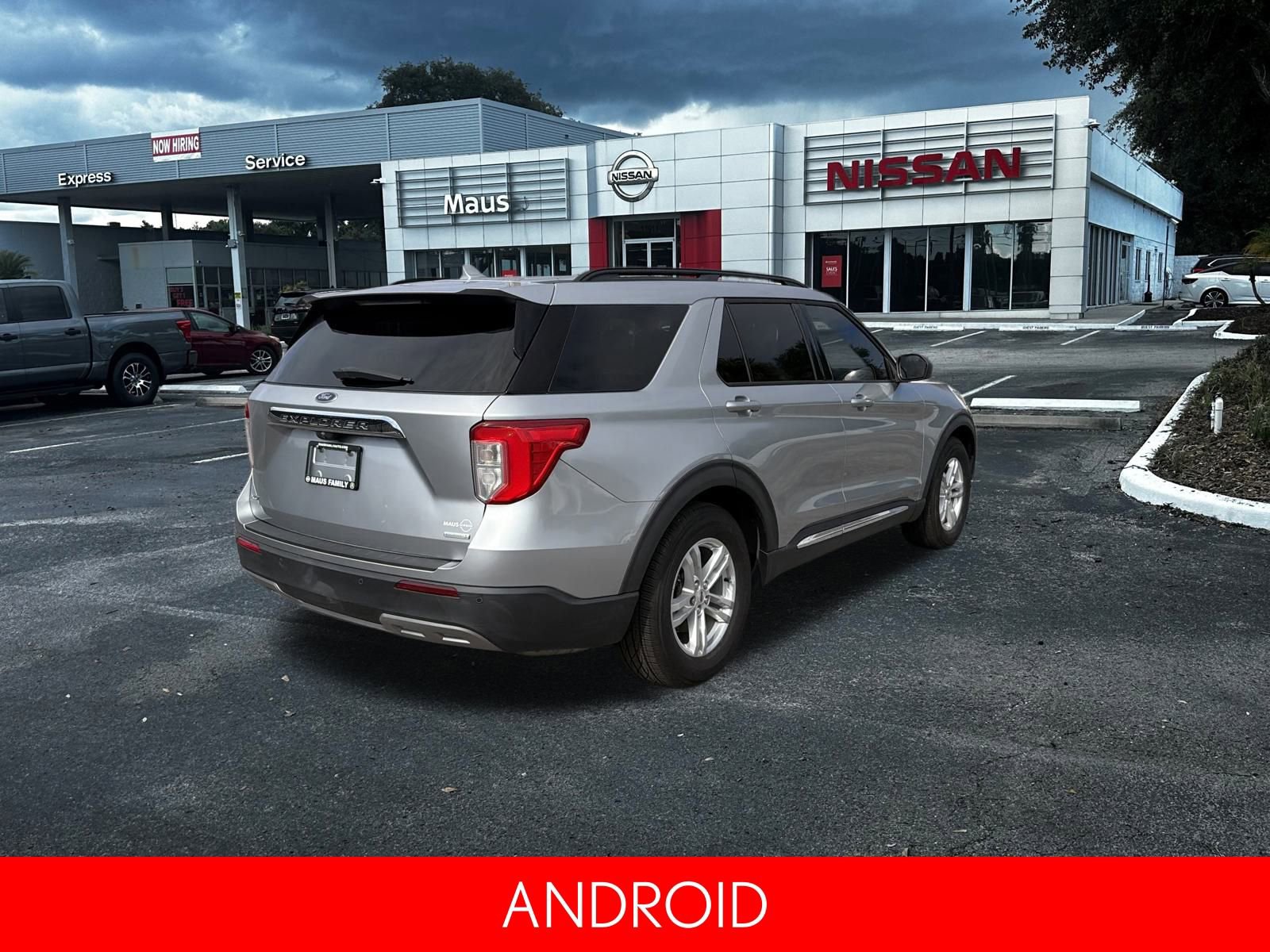 Used 2020 Ford Explorer XLT w/ Equipment Group 202A image 4