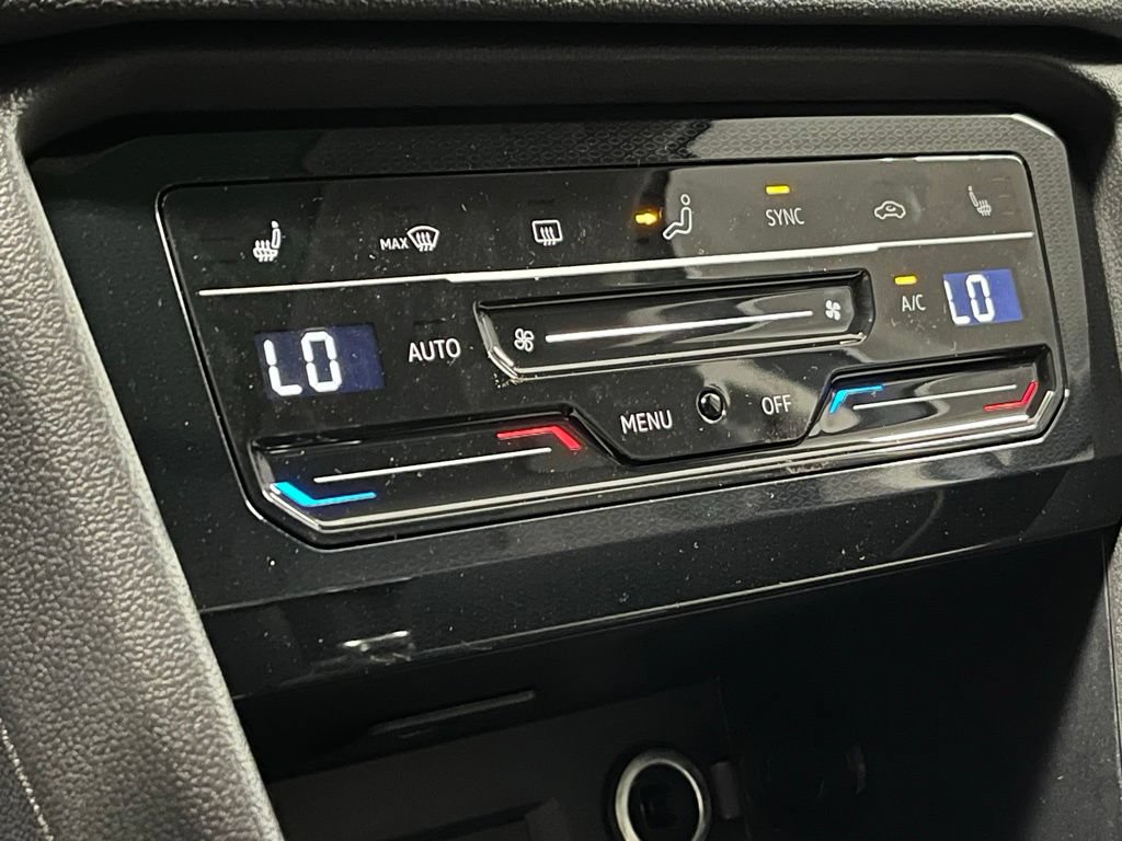 New 2026 Volkswagen Taos SE AWD/4WD image 10