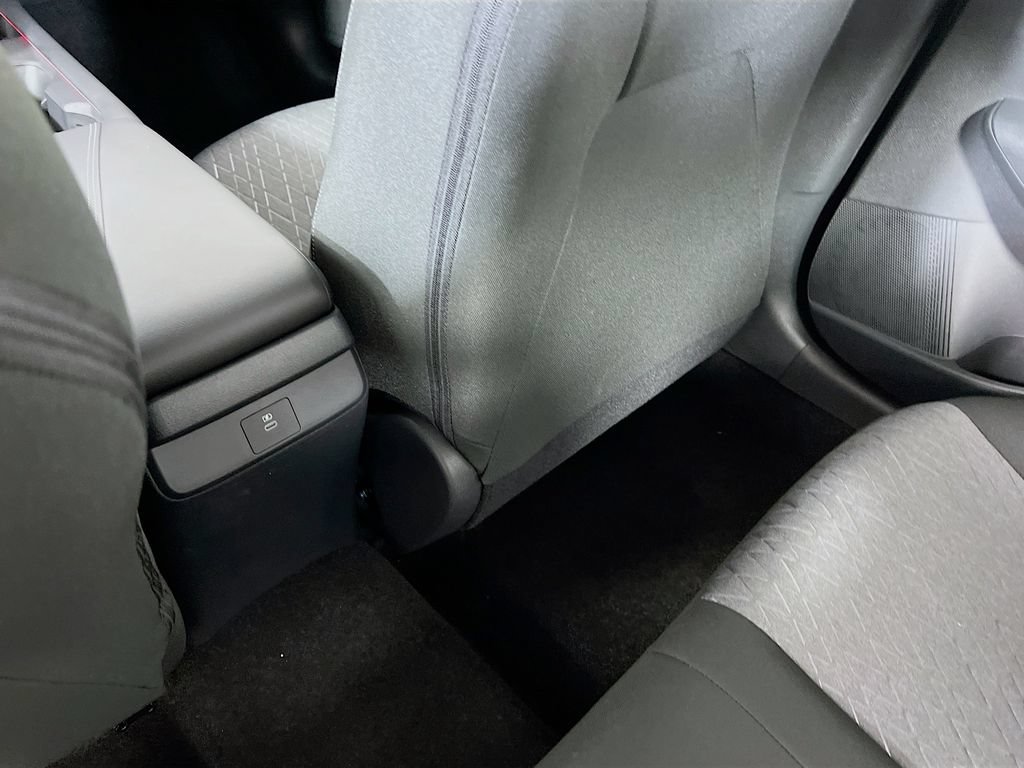 New 2026 Nissan Sentra SV w/ SV Convenience Package FWD image 22