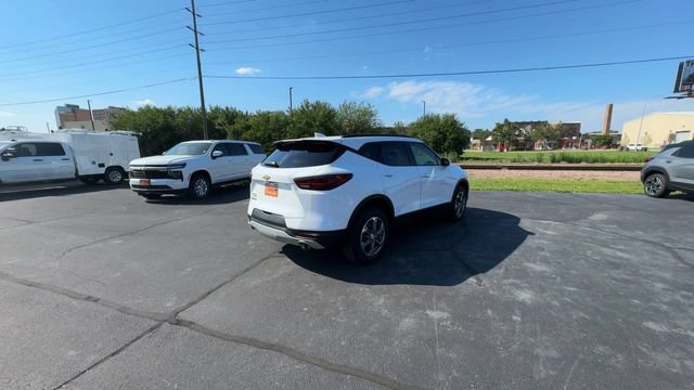 Used 2023 Chevrolet Blazer LT w/ Convenience Package FWD image 8
