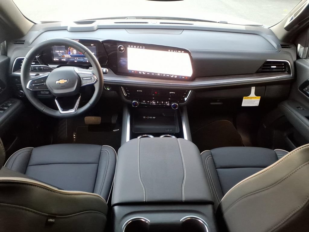 New 2026 Chevrolet Suburban Premier w/ Sun And Tow Package AWD/4WD image 16