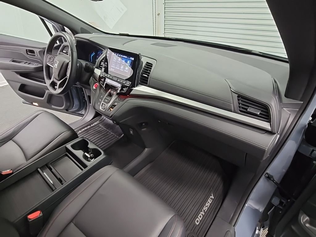Used 2023 Honda Odyssey Sport image 36