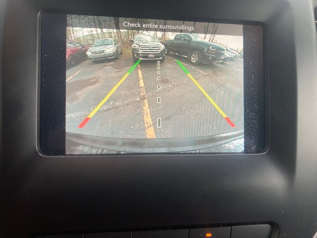 Used 2021 Jeep Cherokee Latitude Plus AWD/4WD image 24