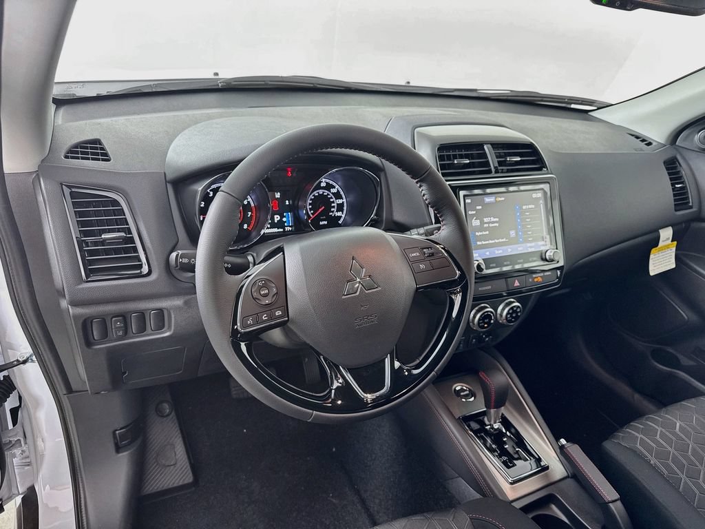 New 2027 Mitsubishi Outlander Sport LE AWD/4WD image 9