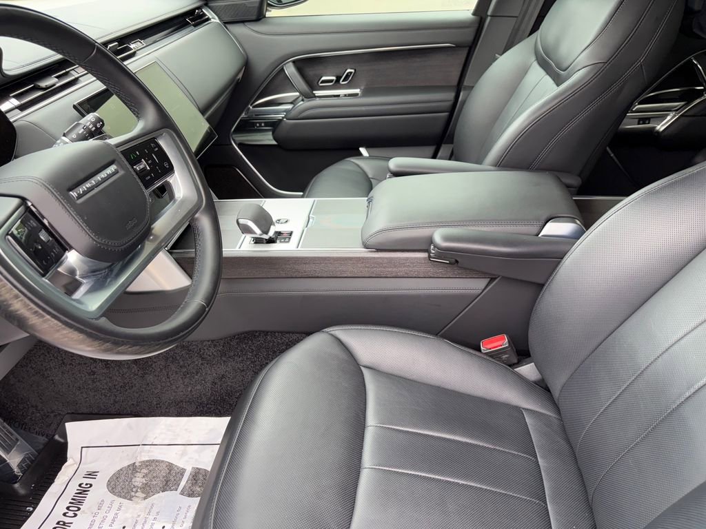 Used 2025 Land Rover Range Rover Long Wheelbase Autobiography AWD/4WD image 9