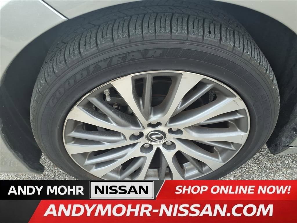 Used 2020 Lexus ES 350 350 w/ Premium Package image 10