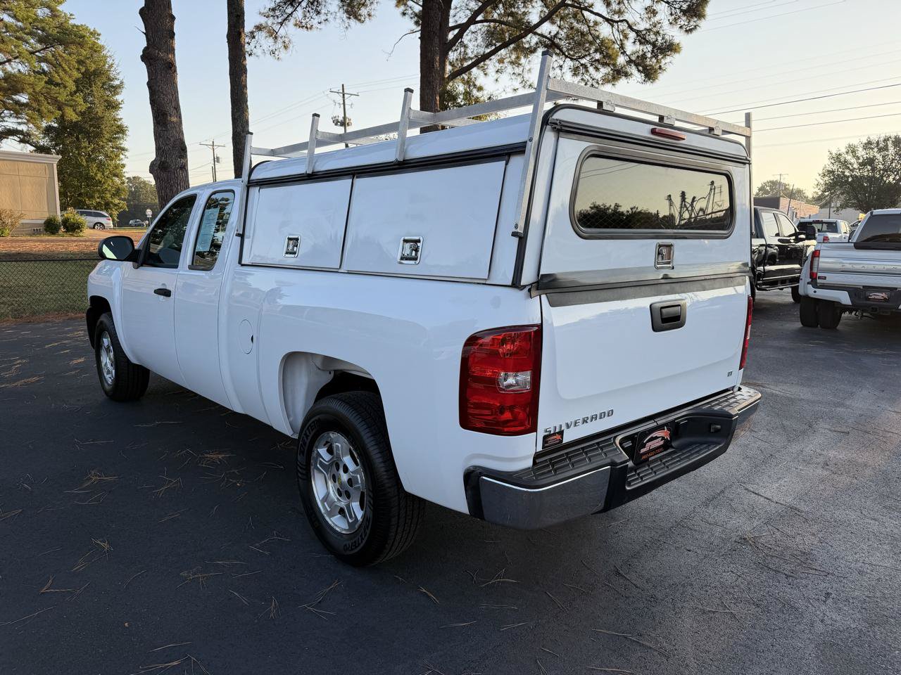 Used 2013 Chevrolet Silverado 1500 W/T RWD image 2