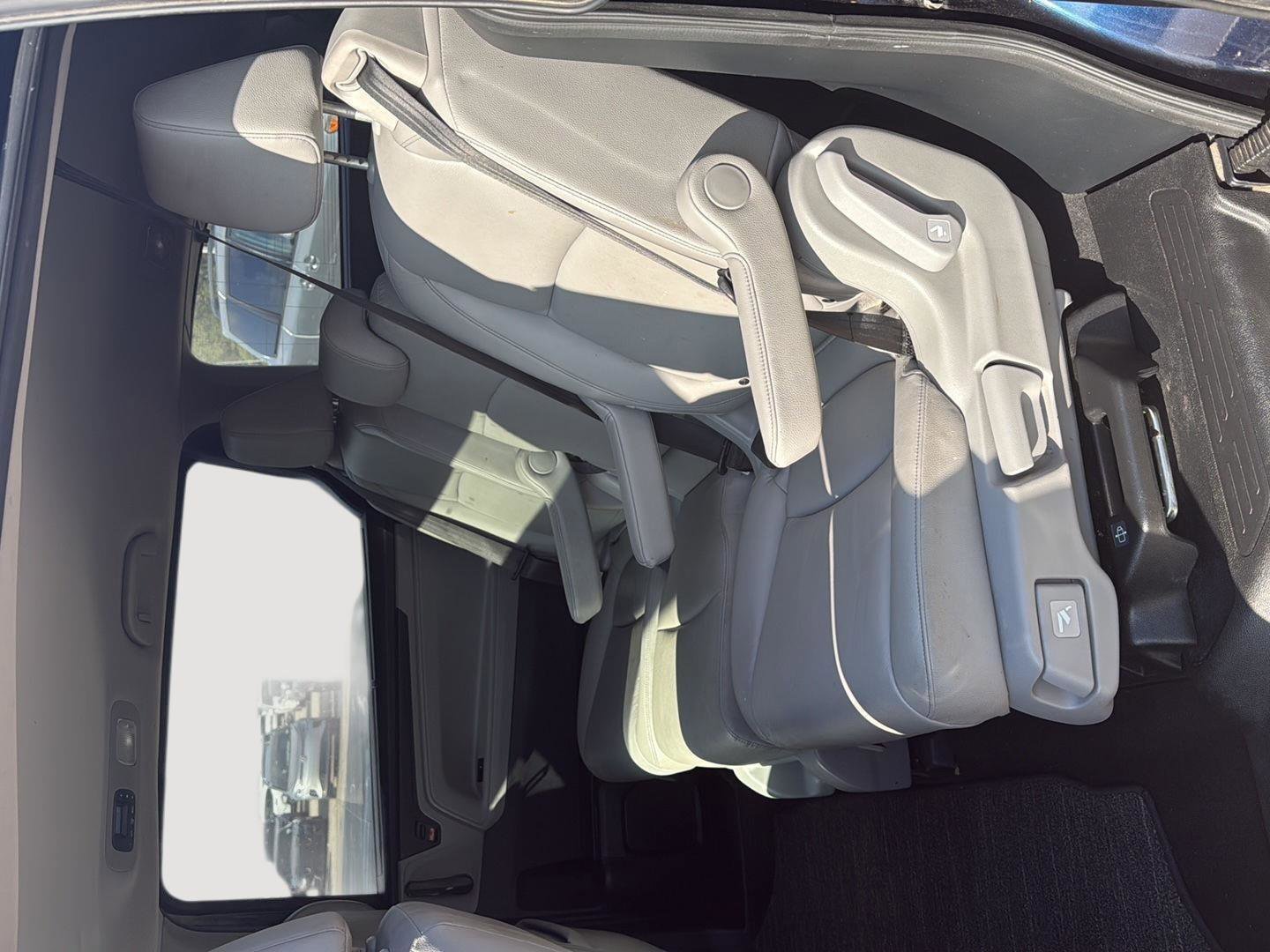 Used 2024 Honda Odyssey EX-L image 19