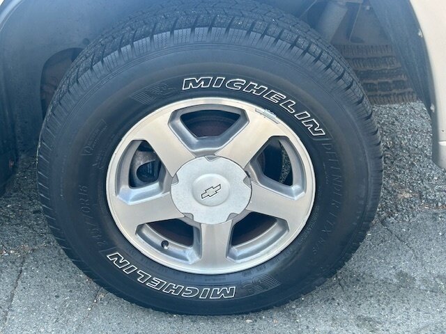 Used 2004 Chevrolet TrailBlazer LS w/ LS Preferred Equipment Group RWD image 22