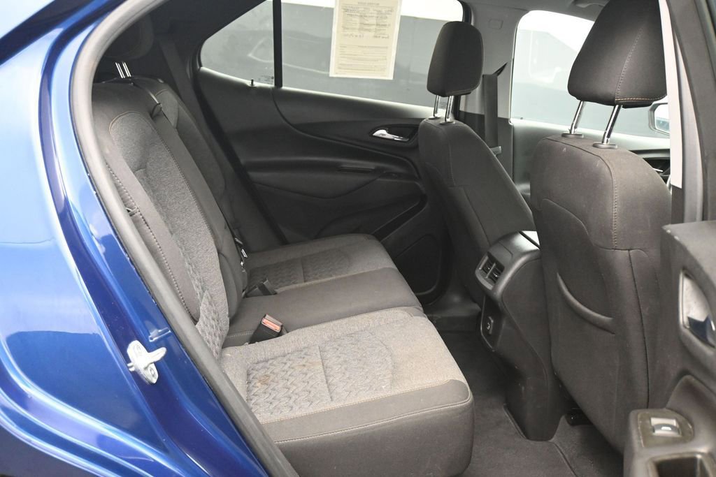 Used 2022 Chevrolet Equinox LT AWD/4WD image 11