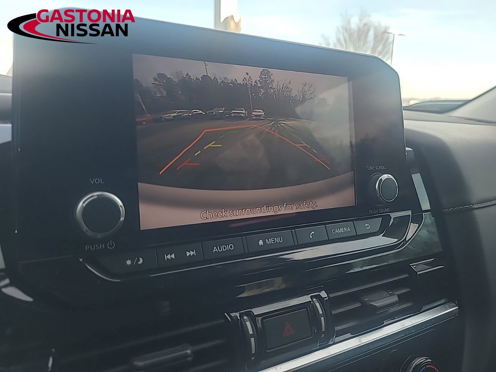 Used 2022 Nissan Pathfinder S image 35