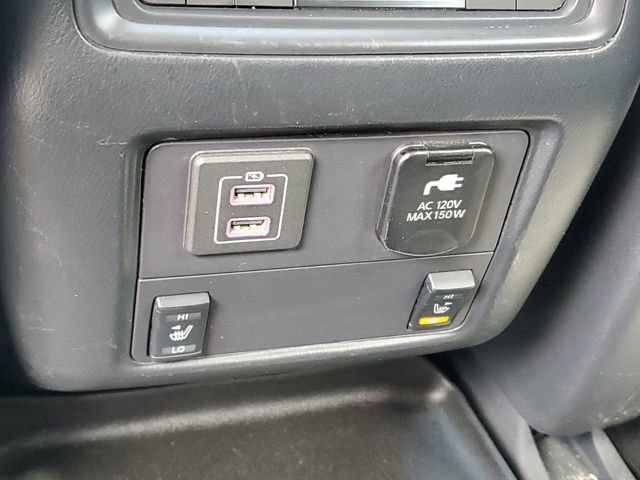 Used 2018 Nissan Pathfinder S AWD/4WD image 12