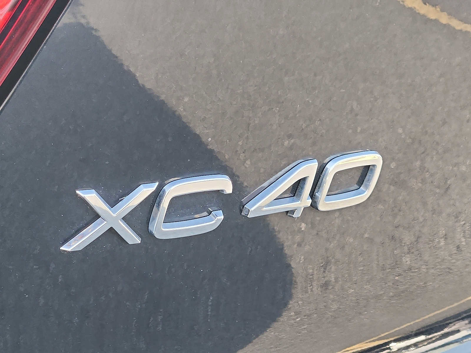 Certified 2023 Volvo XC40 B5 Plus w/ Protection Package Premier image 29