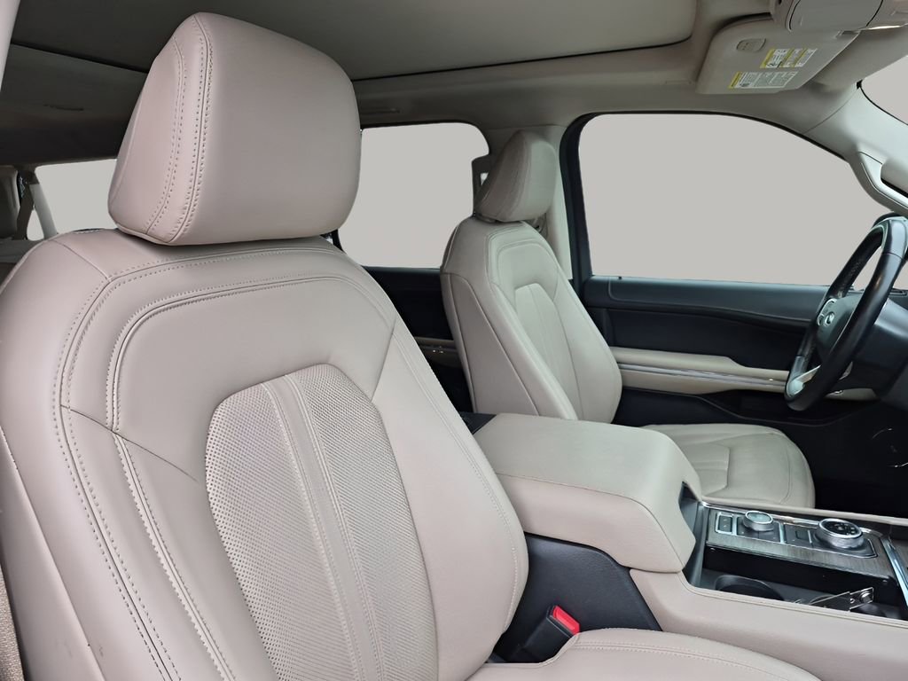 Used 2022 Ford Expedition Max Limited AWD/4WD image 17