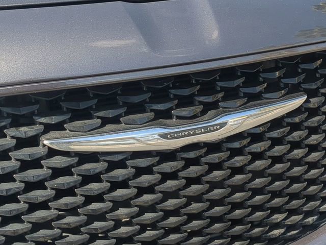 Used 2020 Chrysler 300 S image 13