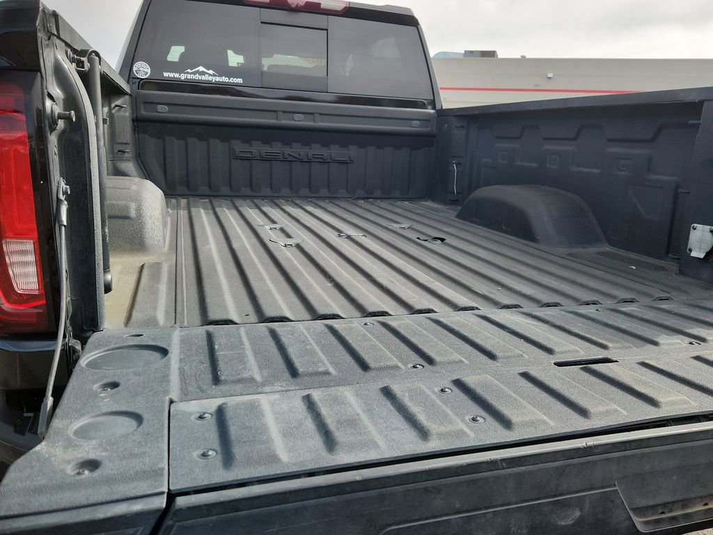 Used 2023 GMC Sierra 3500 Denali w/ Denali Ultimate Package image 13