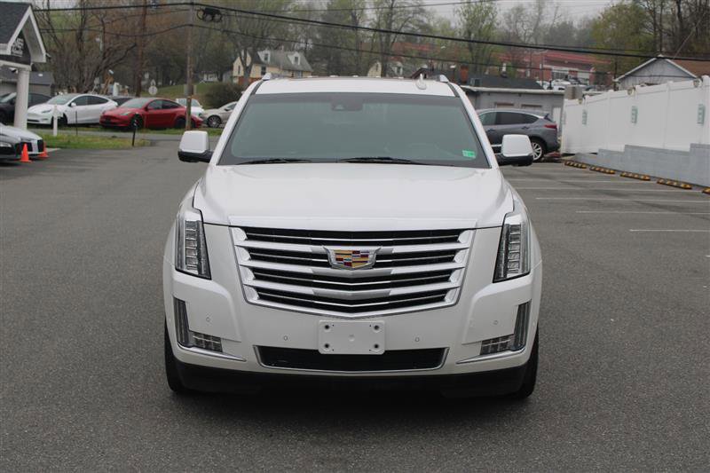 Used 2017 Cadillac Escalade ESV Platinum image 2