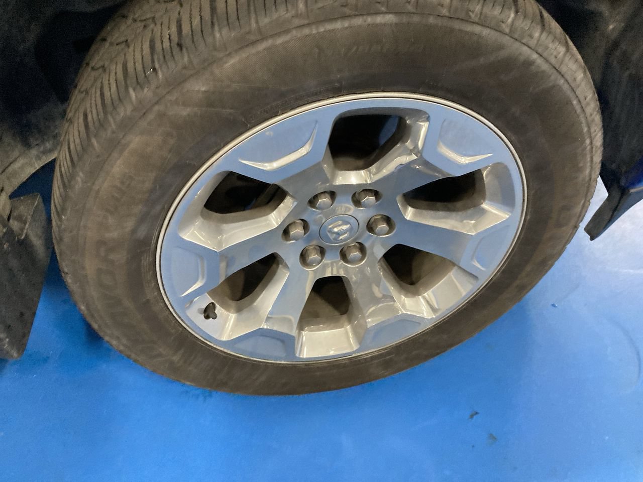 Used 2019 RAM 1500 Big Horn AWD/4WD image 10