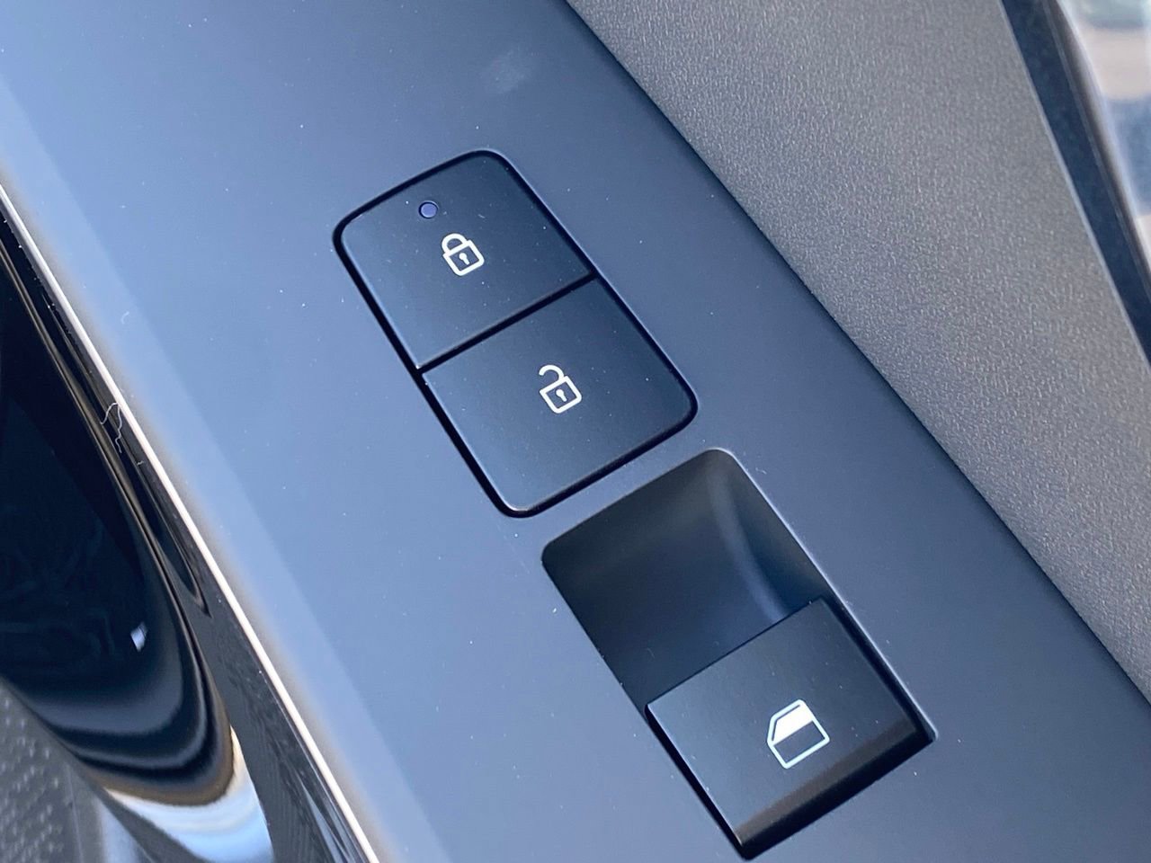 New 2026 Kia Niro Wind image 25