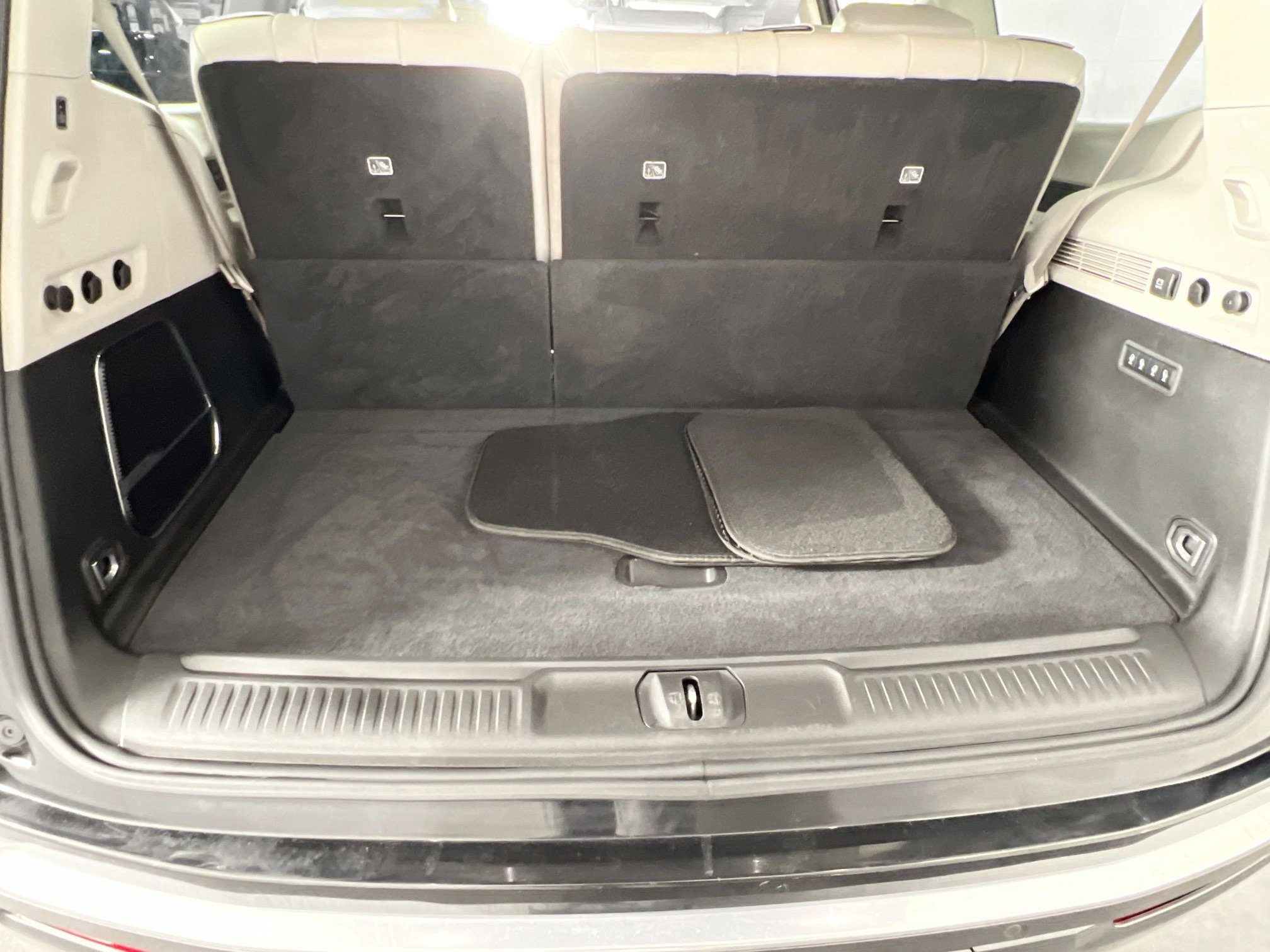 Used 2022 Jeep Wagoneer Series II w/ Convenience Group I image 26