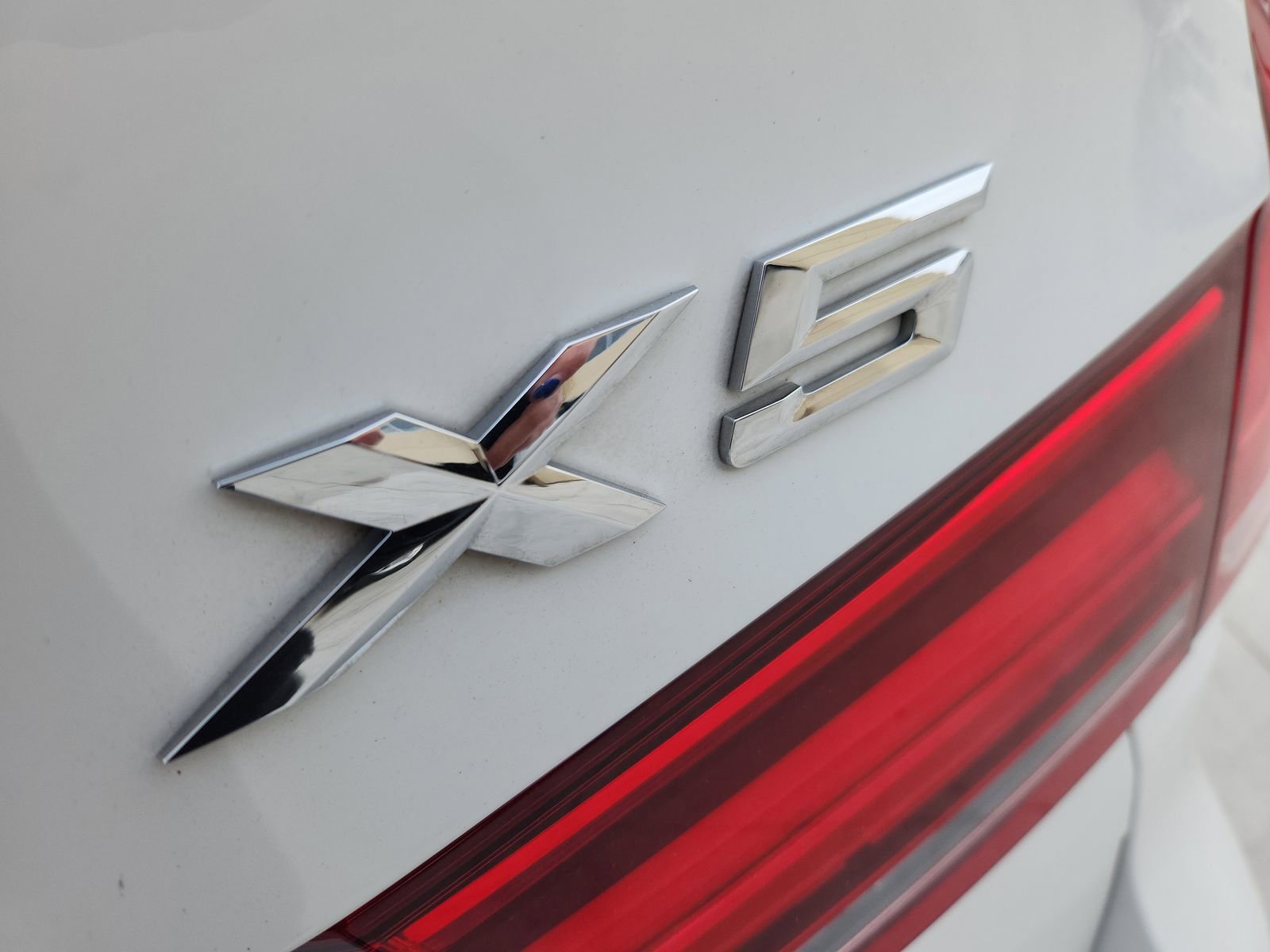 Used 2018 BMW X5 xDrive35i w/ M Sport Package image 14