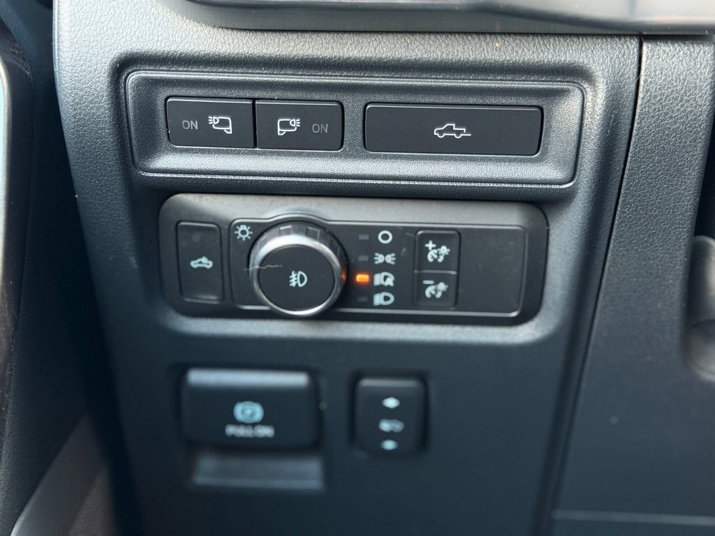 Used 2021 Ford F150 Lariat w/ Equipment Group 502A High AWD/4WD image 35