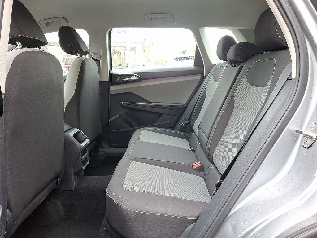 Used 2024 Volkswagen Taos S FWD image 8