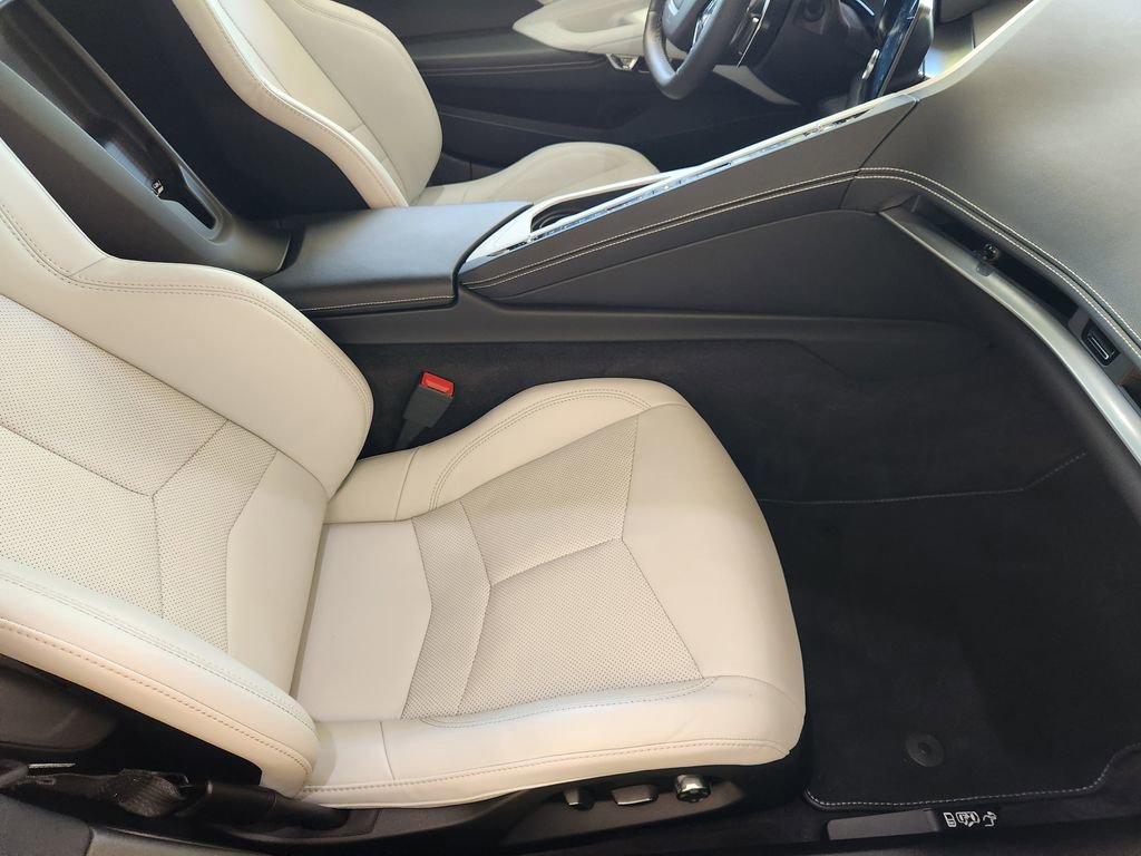 Used 2024 Chevrolet Corvette Stingray Preferred Cpe w/ 2LT RWD image 19