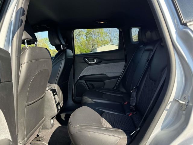 Used 2024 Jeep Compass Latitude image 20