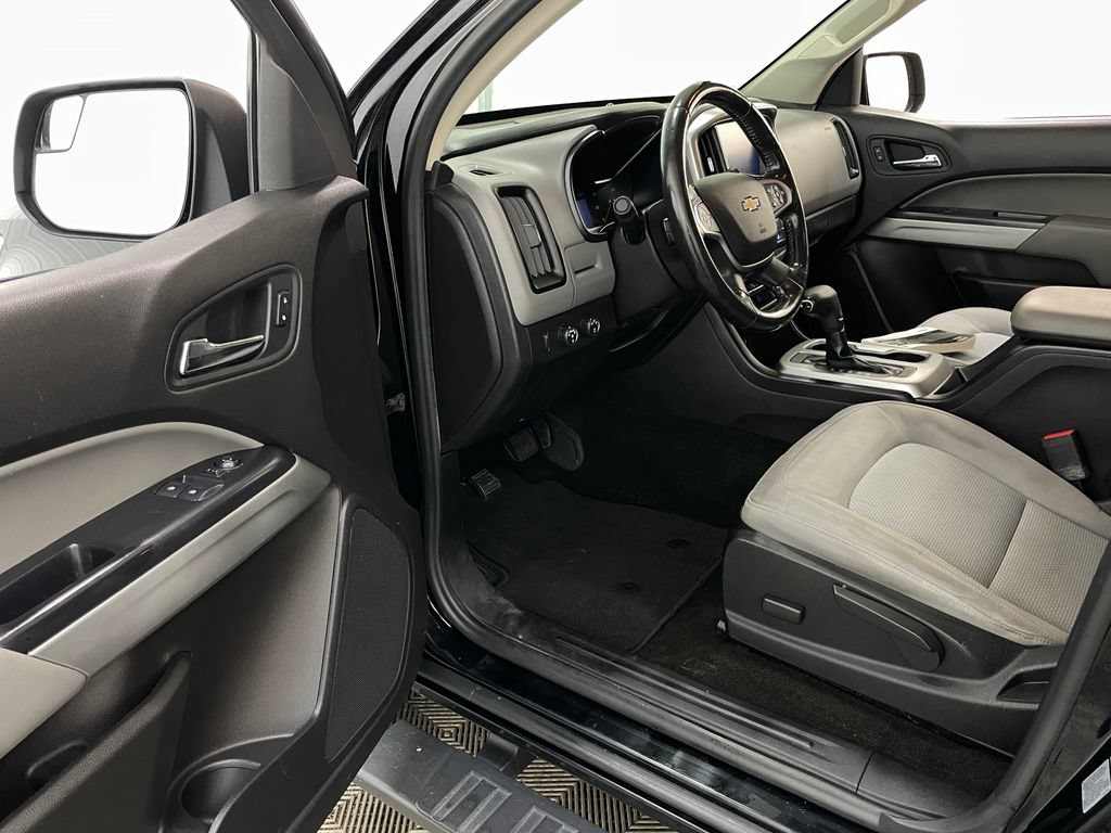 Used 2016 Chevrolet Colorado LT w/ LT Convenience Package AWD/4WD image 20