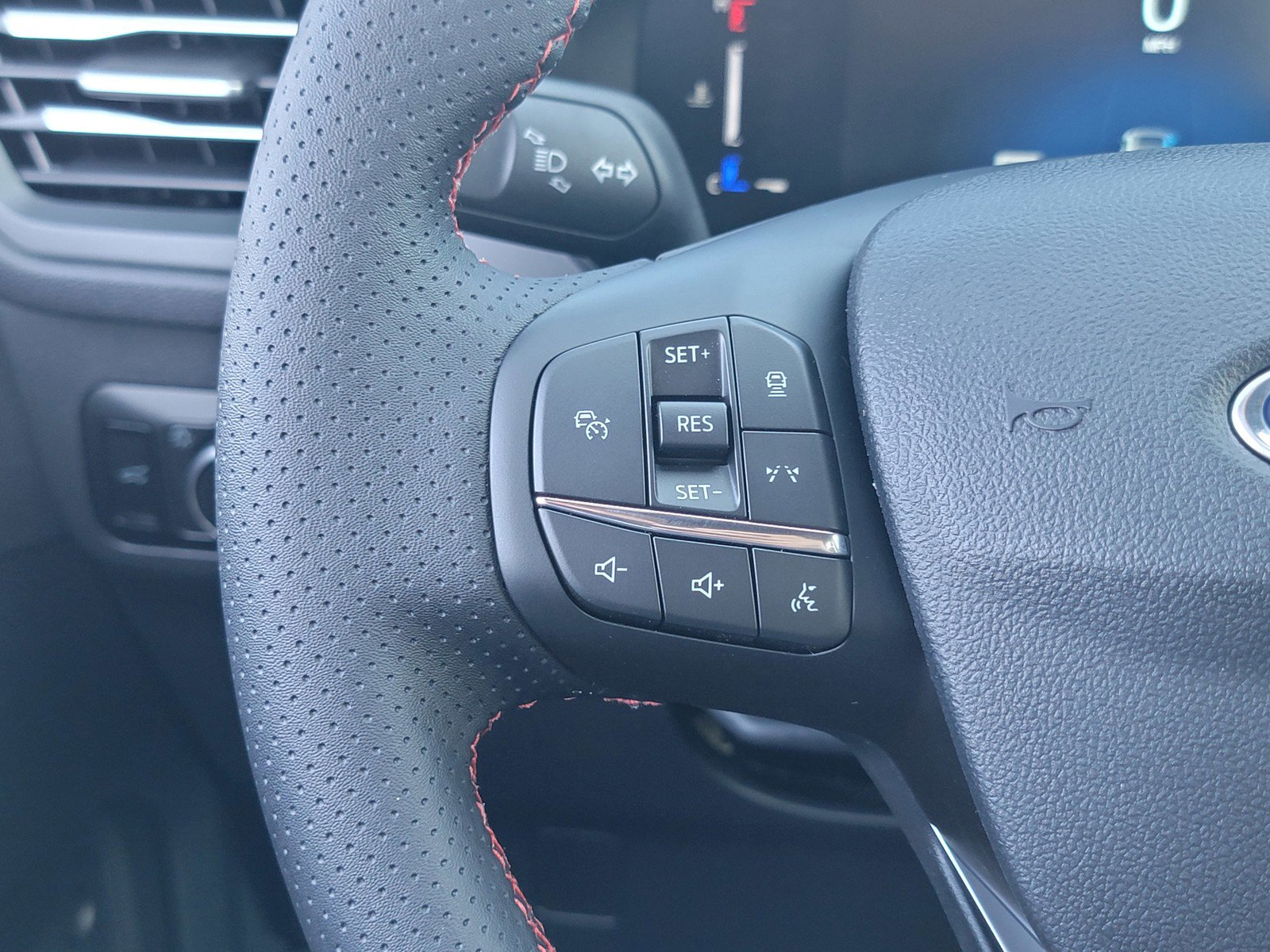 New 2025 Ford Escape ST-Line w/ Tech Pack #1 image 25