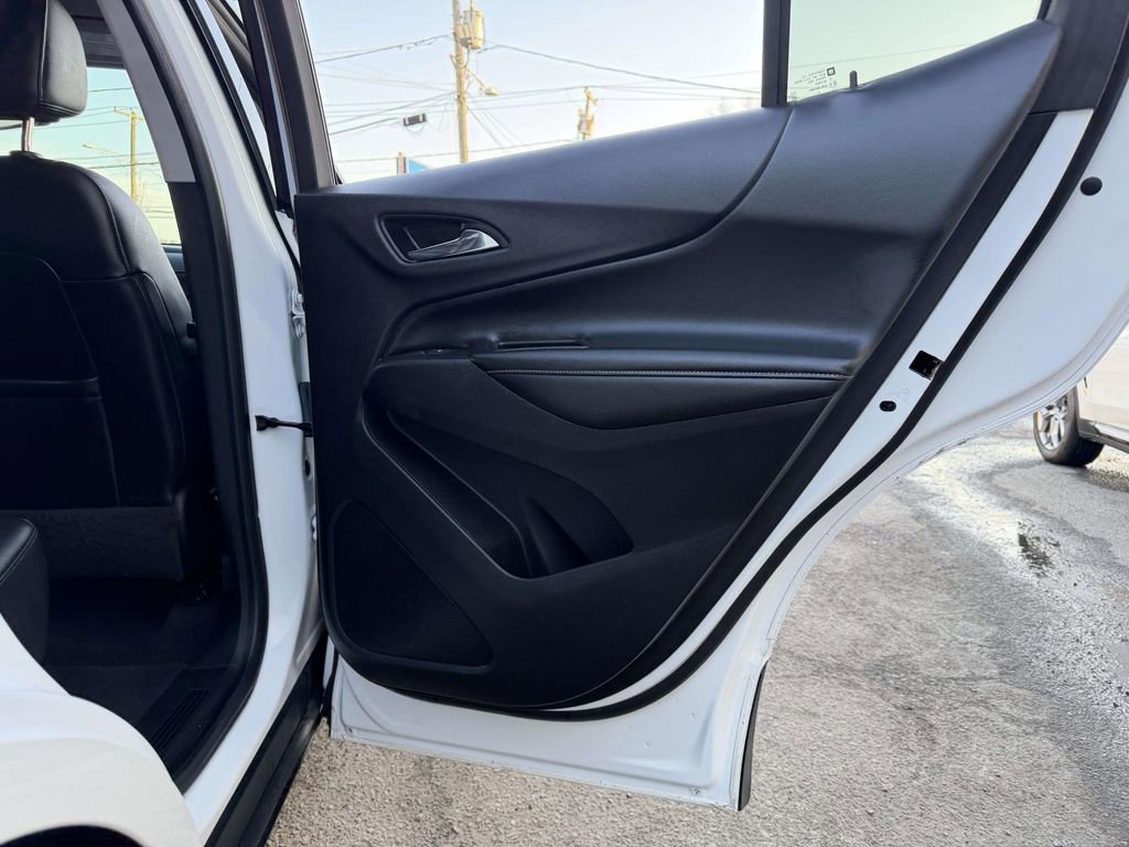 Used 2020 Chevrolet Equinox Premier image 18