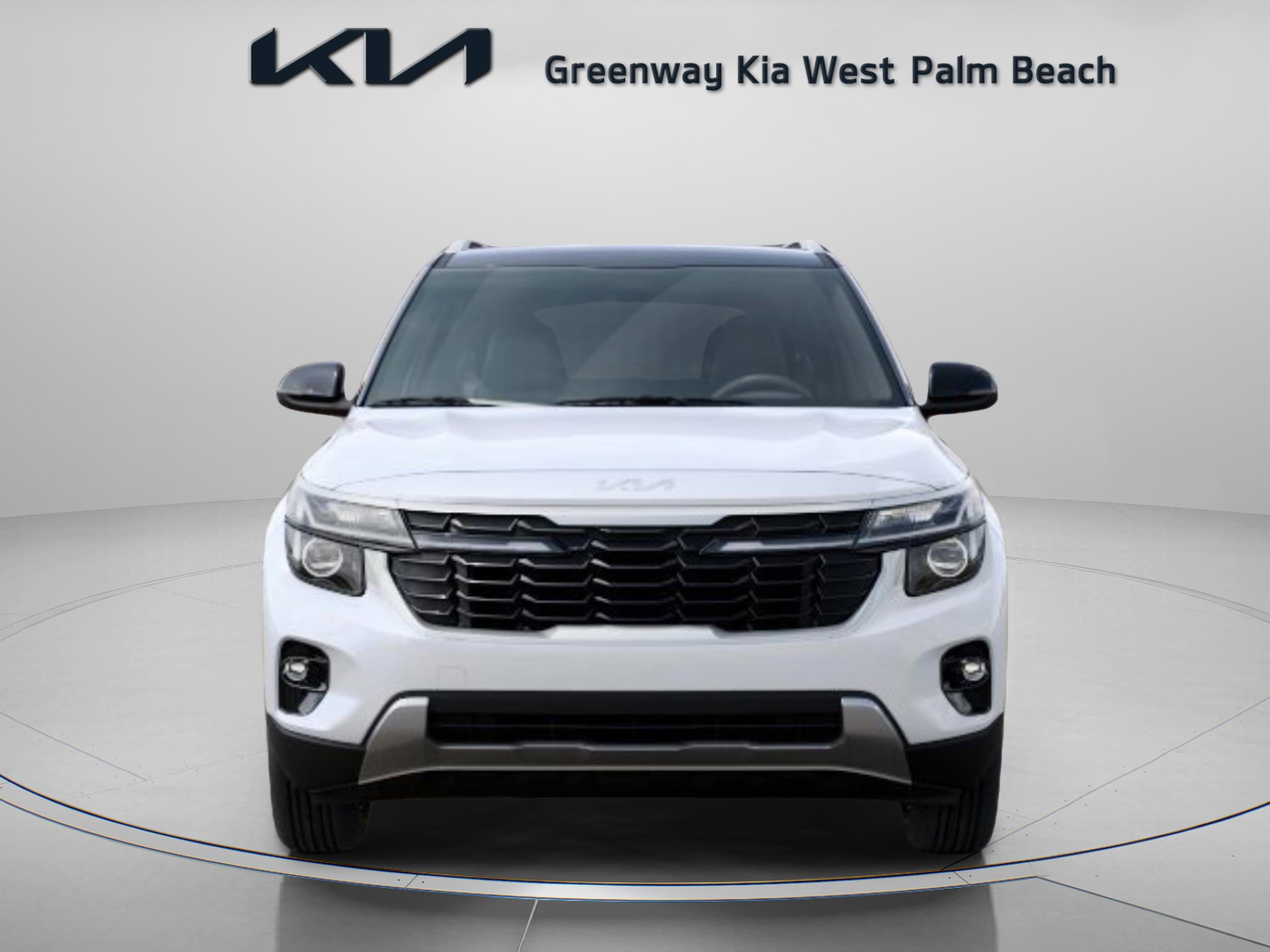 New 2026 Kia Seltos S FWD image 2