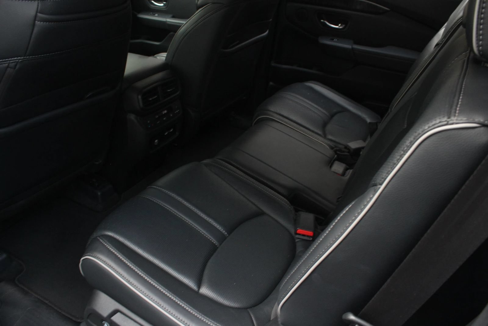 Used 2023 Honda Pilot Elite image 20