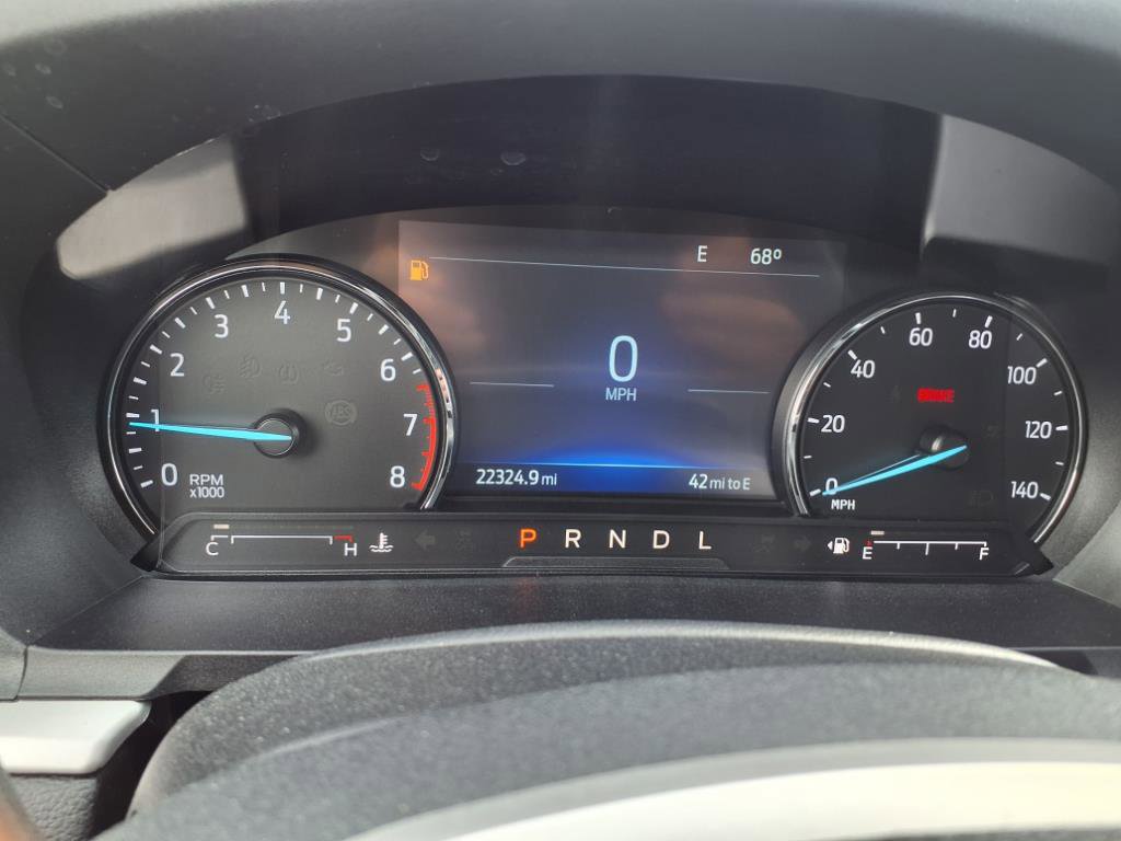 Certified 2022 Ford Explorer XLT w/ Equipment Group 202A image 16