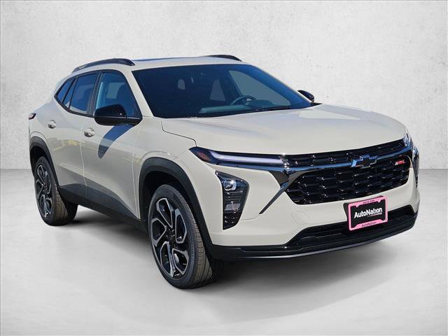 New 2026 Chevrolet Trax RS w/ Sunroof Package FWD image 7