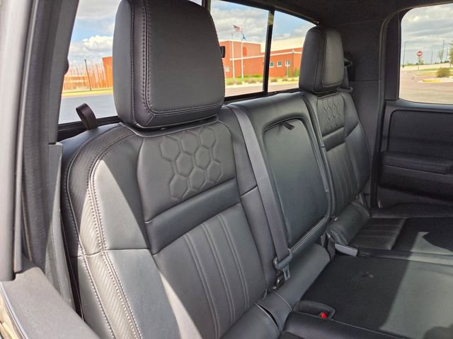Used 2022 Nissan Frontier PRO-4X w/ Pro-4X Premium Package AWD/4WD image 42