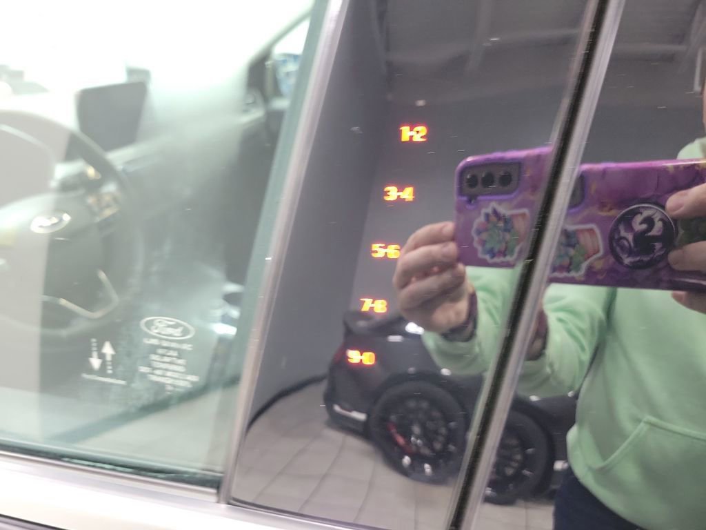 Used 2022 Ford Escape Titanium image 32