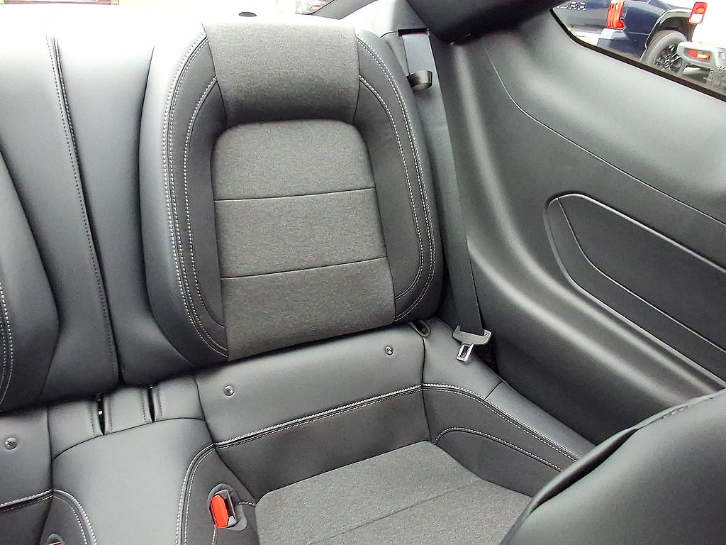 Used 2025 Ford Mustang GT RWD image 14