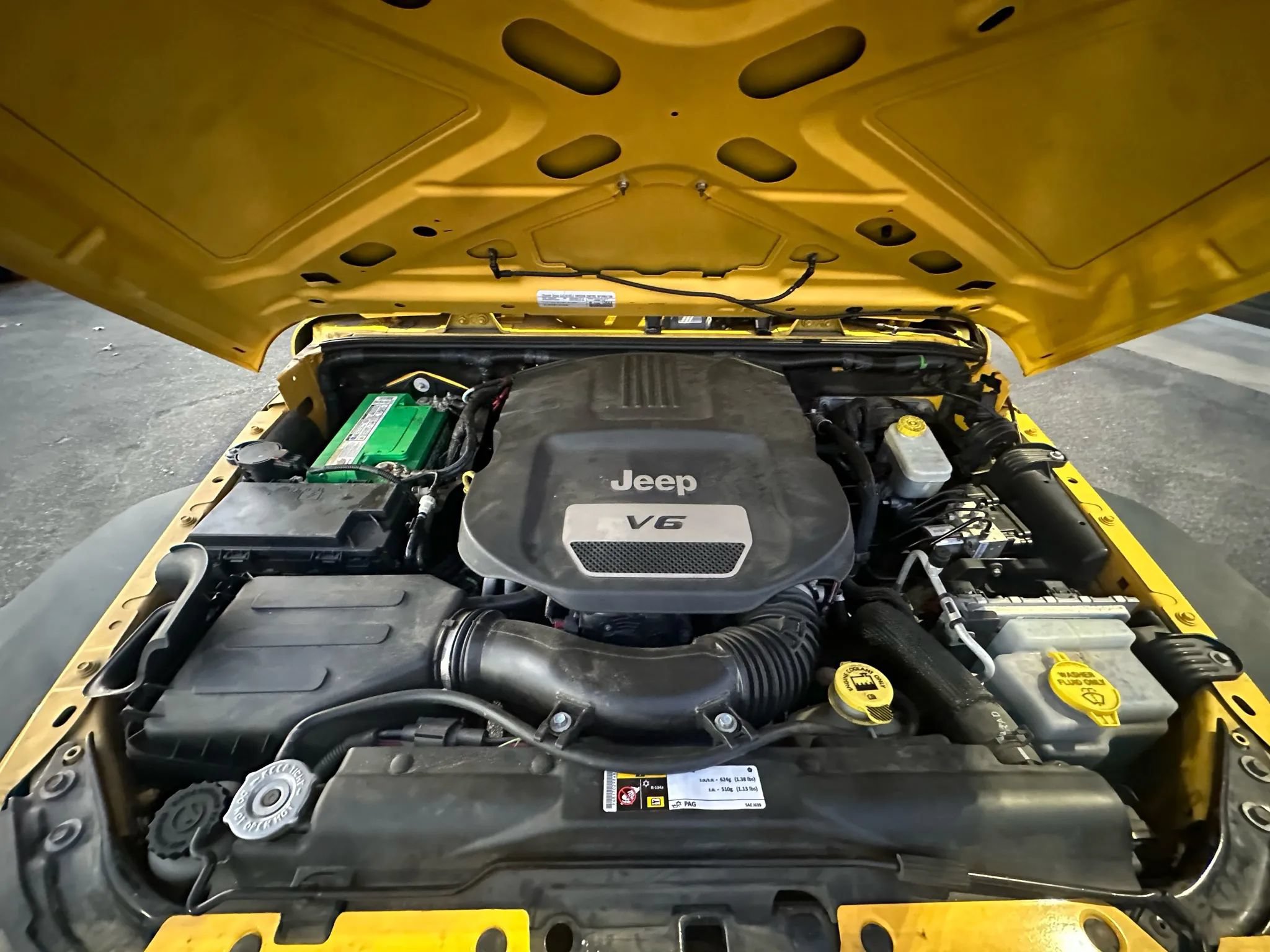 Used 2015 Jeep Wrangler Unlimited Sport AWD/4WD image 34