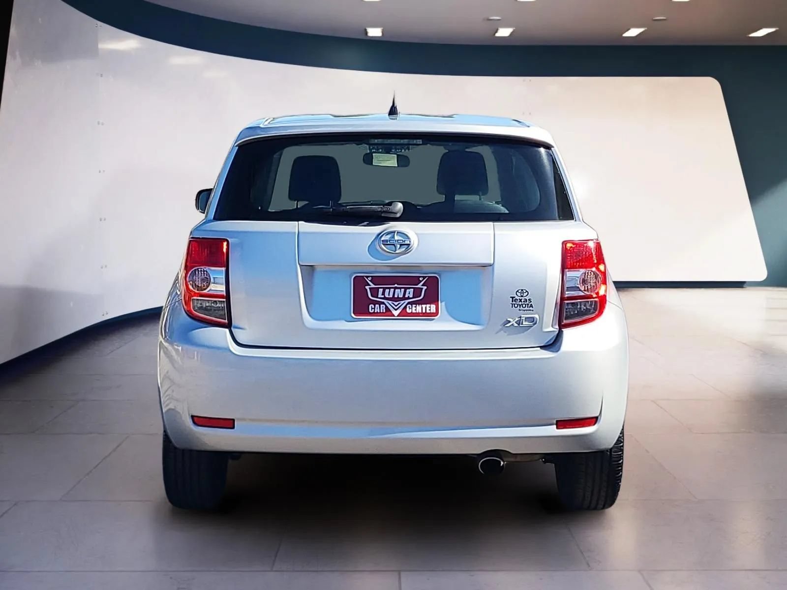 Used 2010 Scion xD FWD image 4
