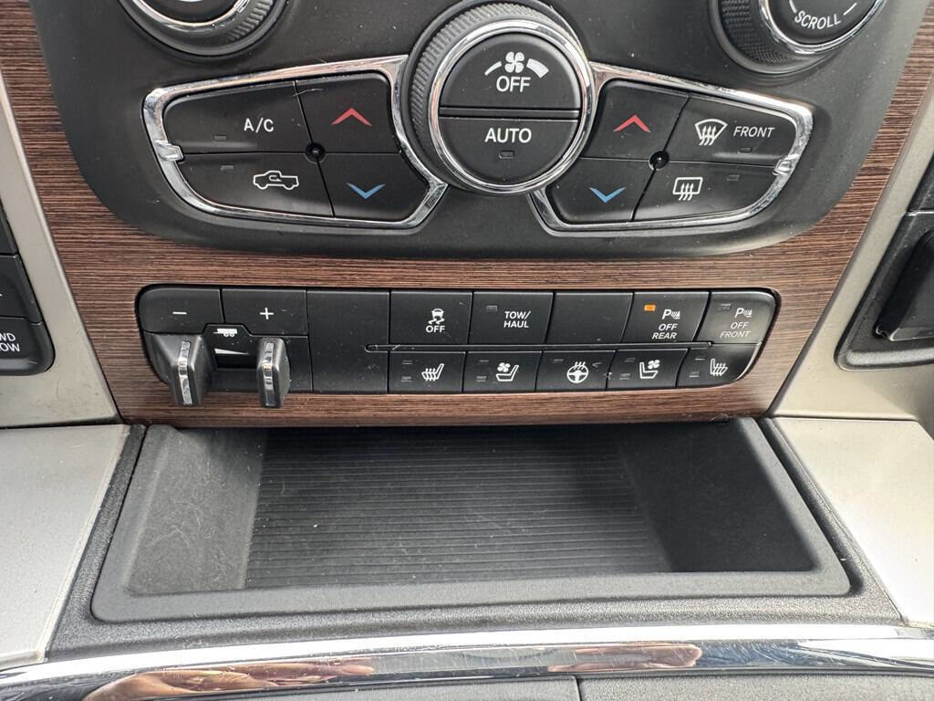 Used 2016 RAM 1500 Laramie w/ Convenience Group image 27