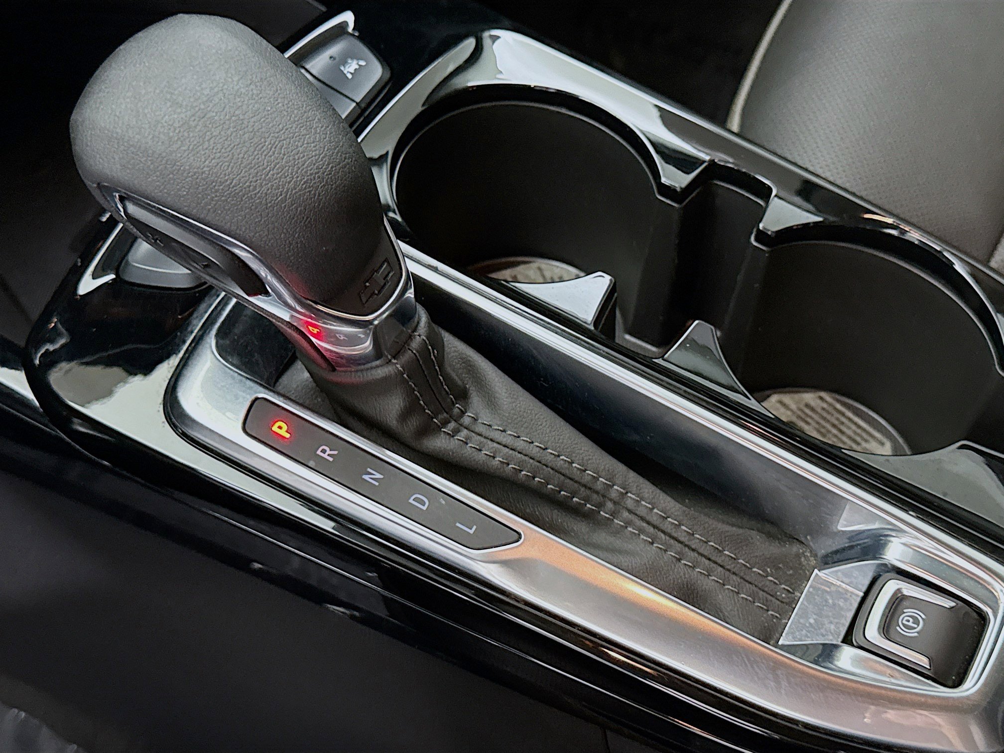 Used 2024 Chevrolet Trax ACTIV w/ Sunroof Package image 17