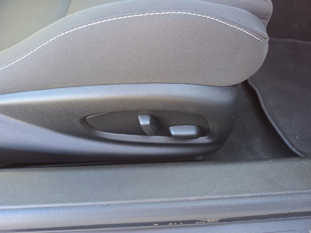 Used 2023 Chevrolet Camaro LT w/ RS Package image 39