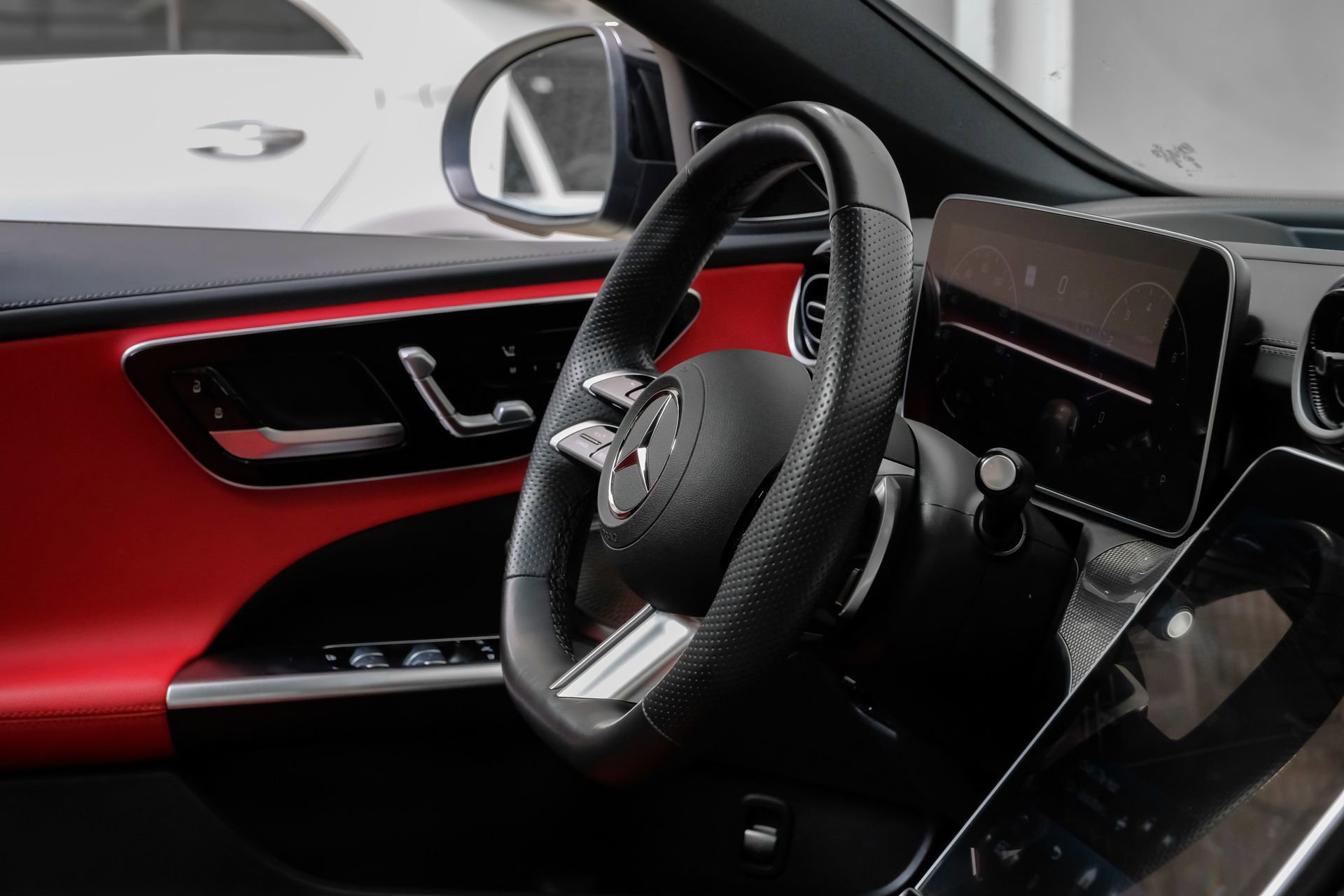 Used 2024 Mercedes-Benz C 300 Sedan w/ Pinnacle Trim Package image 18