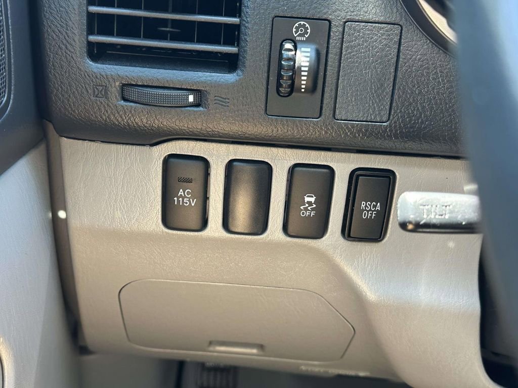 Used 2008 Toyota 4Runner SR5 RWD image 21