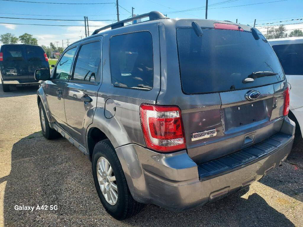 Used 2012 Ford Escape XLT FWD image 3