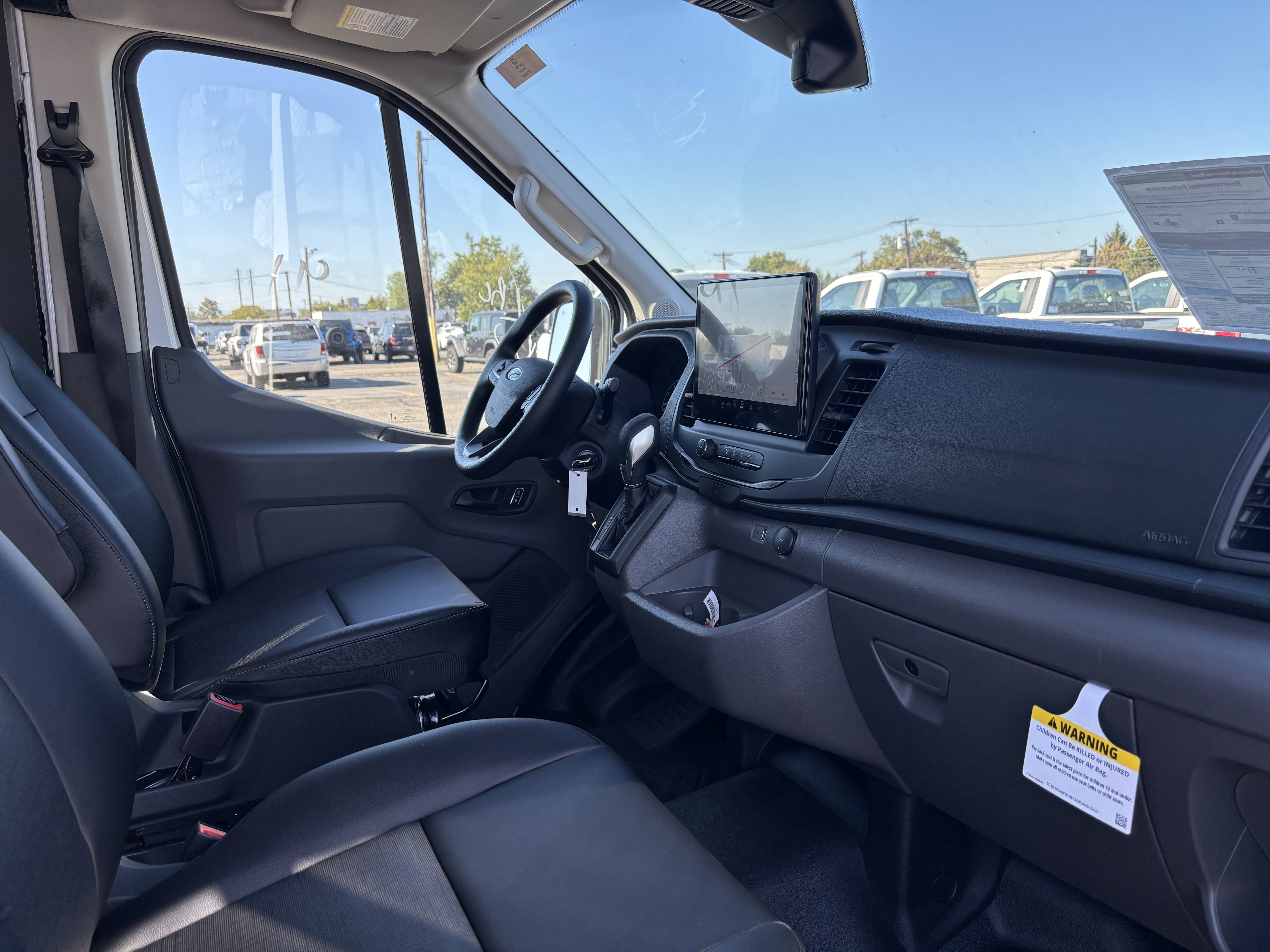 New 2025 Ford Transit 250 148 Medium Roof image 19