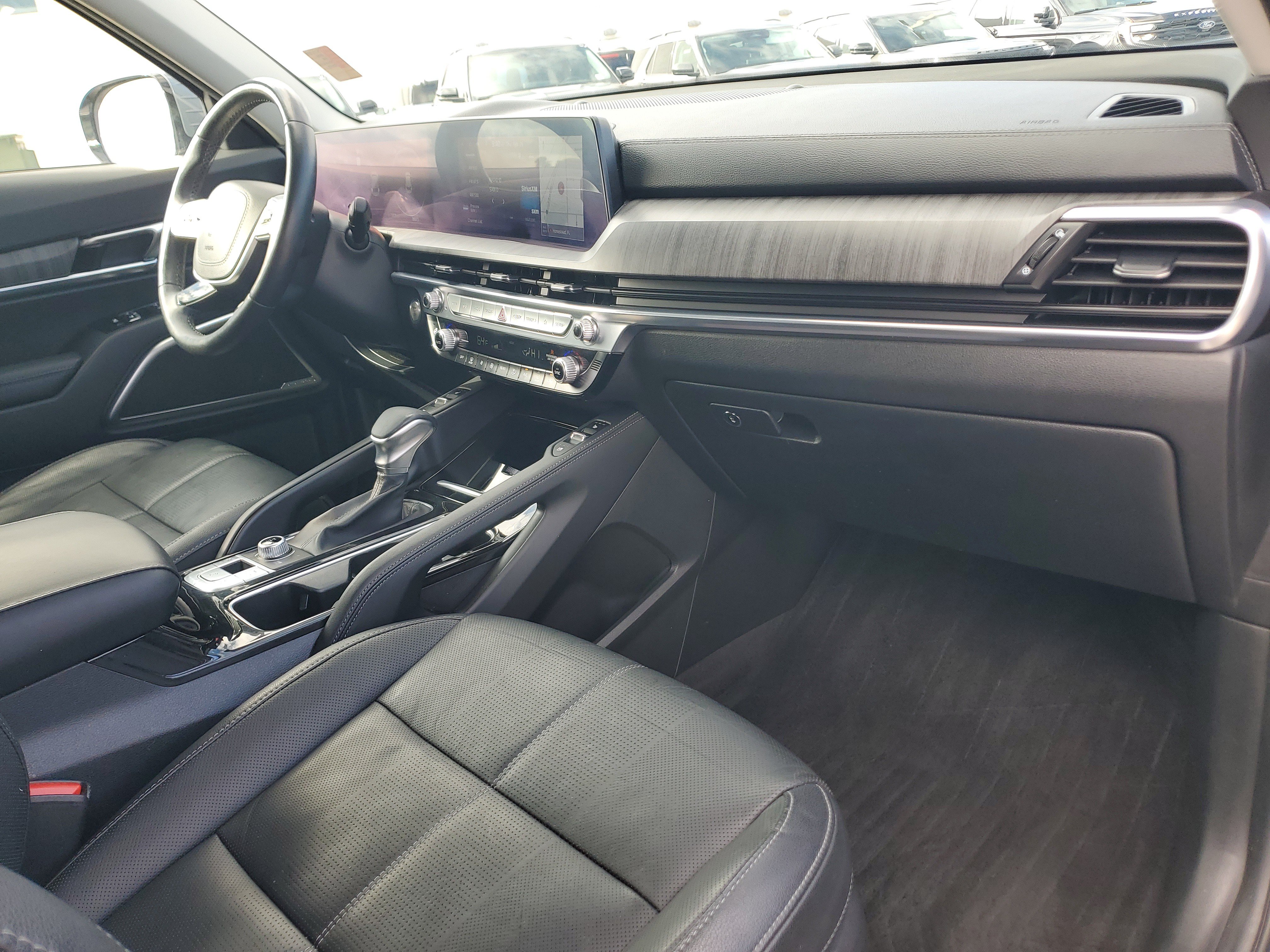 Used 2024 Kia Telluride SX AWD/4WD image 21
