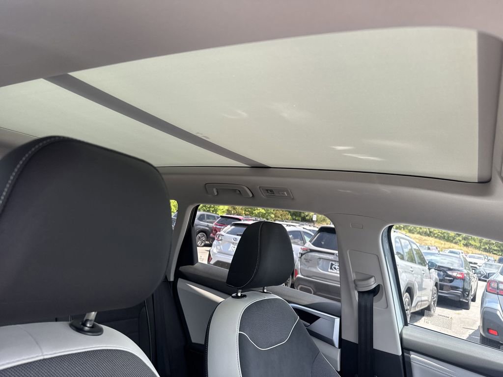 New 2025 Volkswagen Taos SE image 20